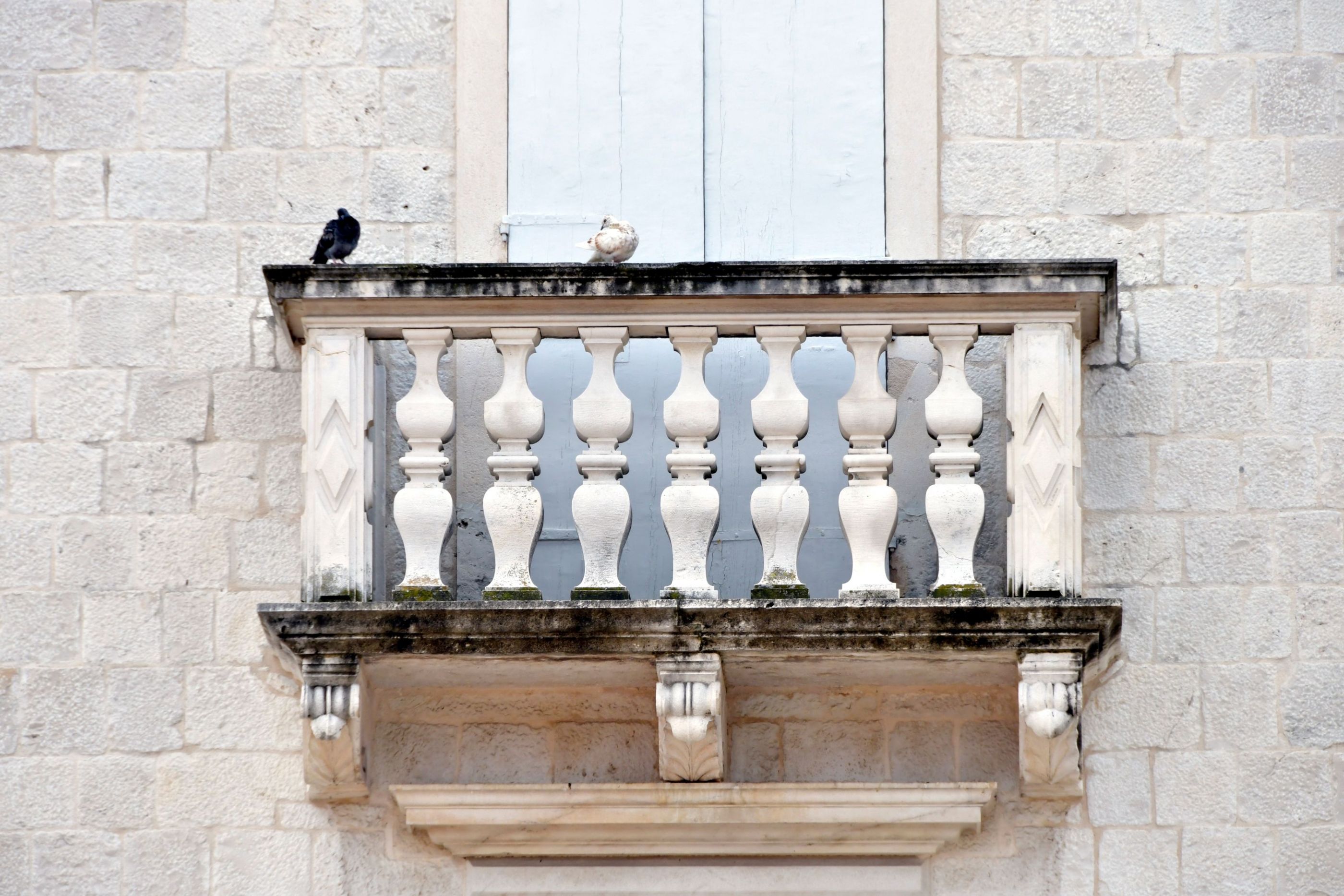 Romance on balcony